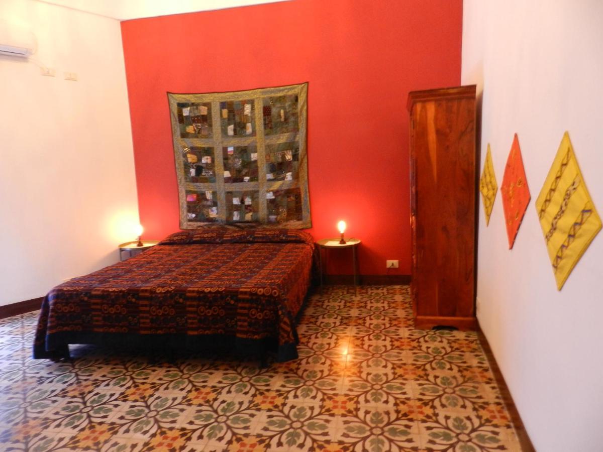 Bed and Breakfast Antico Palazzo Affitti Brevi П'яцца-Армерина Екстер'єр фото