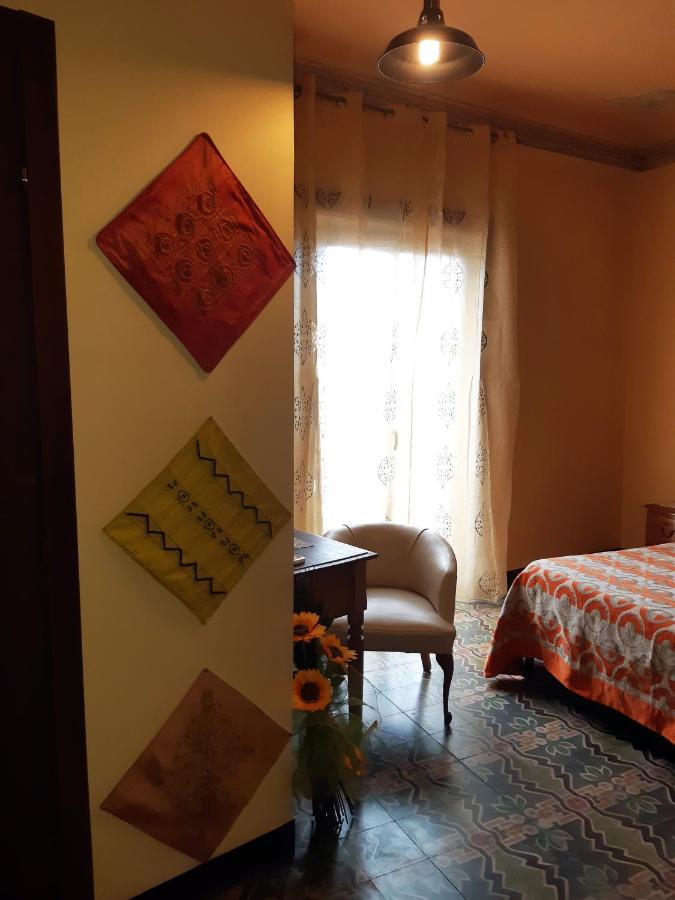 Bed and Breakfast Antico Palazzo Affitti Brevi П'яцца-Армерина Екстер'єр фото