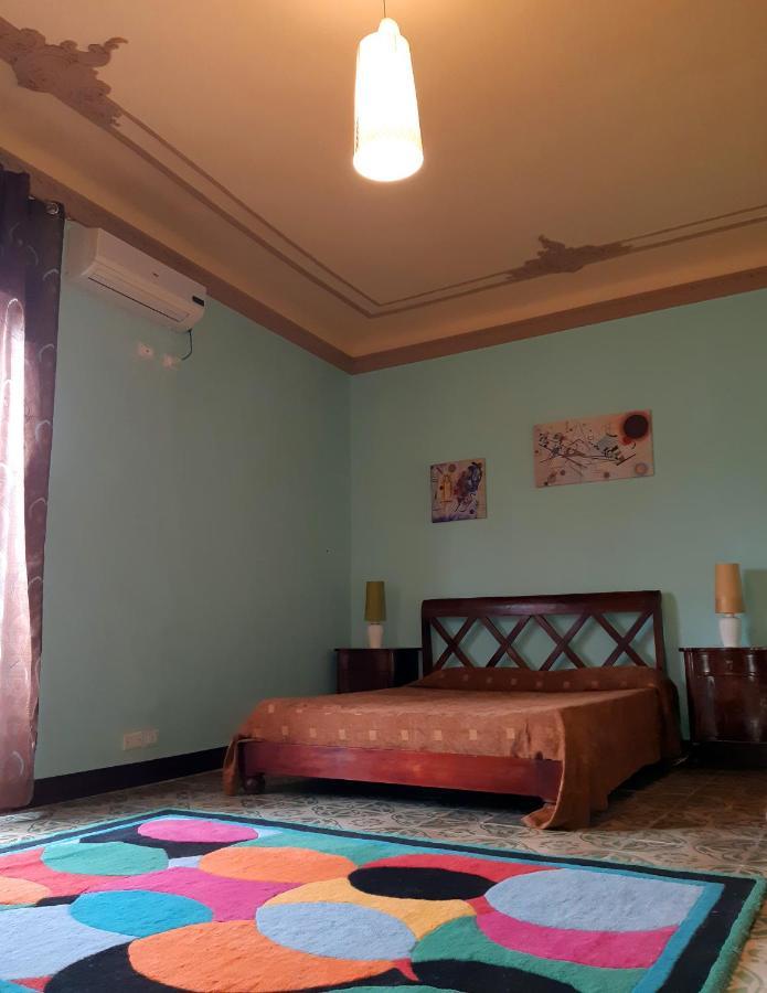Bed and Breakfast Antico Palazzo Affitti Brevi П'яцца-Армерина Екстер'єр фото