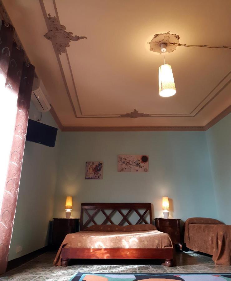 Bed and Breakfast Antico Palazzo Affitti Brevi П'яцца-Армерина Екстер'єр фото