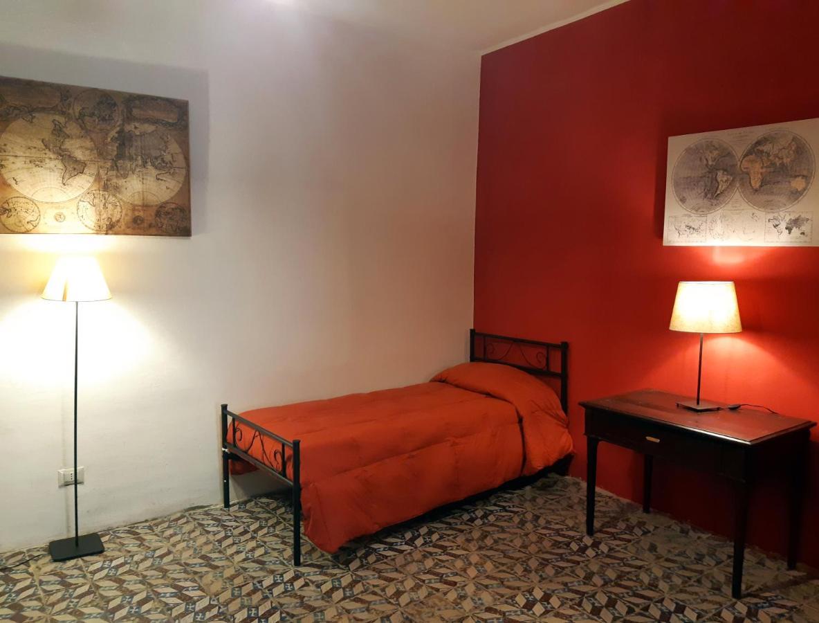 Bed and Breakfast Antico Palazzo Affitti Brevi П'яцца-Армерина Екстер'єр фото