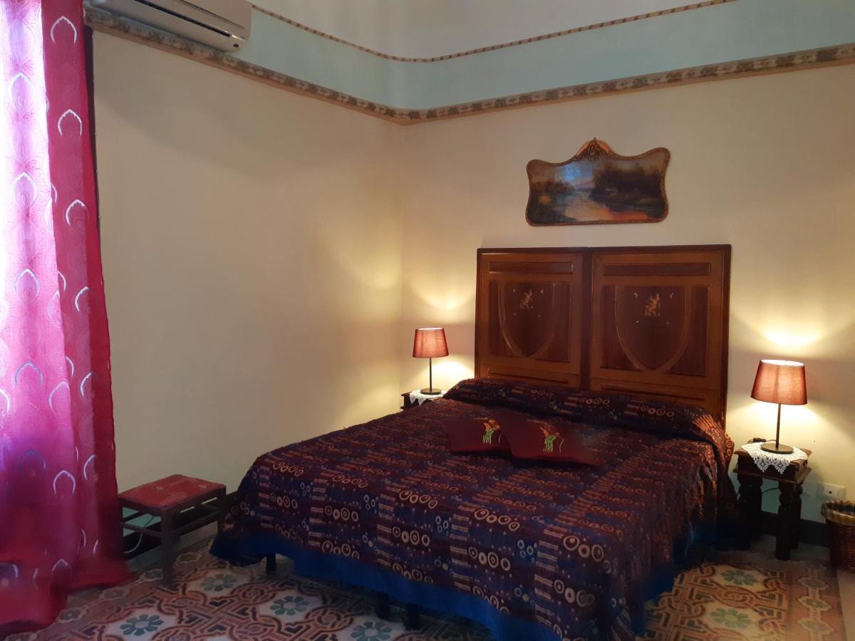 Bed and Breakfast Antico Palazzo Affitti Brevi П'яцца-Армерина Екстер'єр фото
